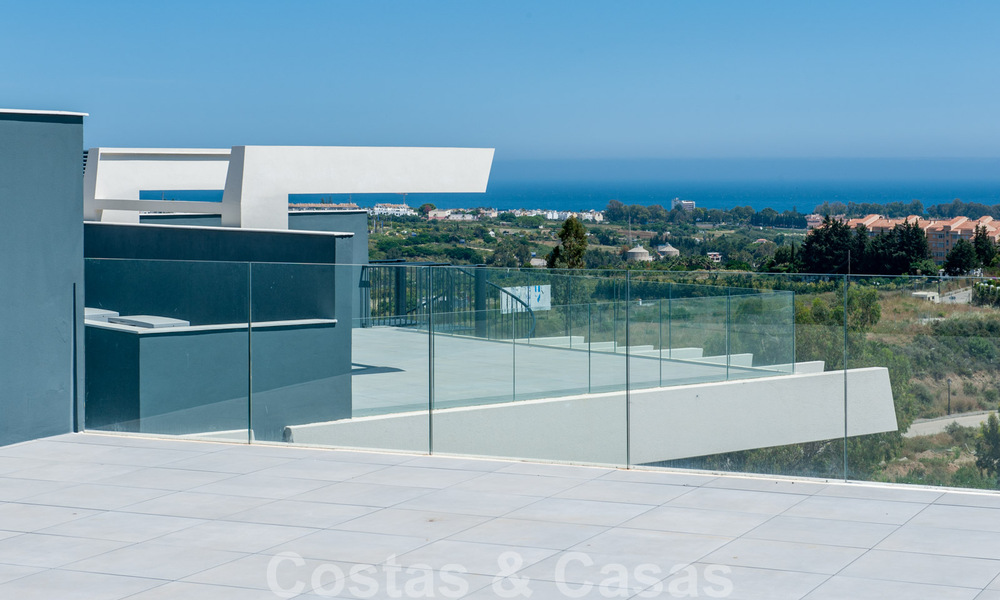 New Development, Contemporary Style, Sea View Apartments for Sale, Marbella - Estepona. Key ready! 33775