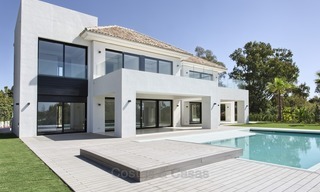 Brand-new, Beachside, Contemporary Style Villa for sale, Ready to Move in, Marbella West 1484 