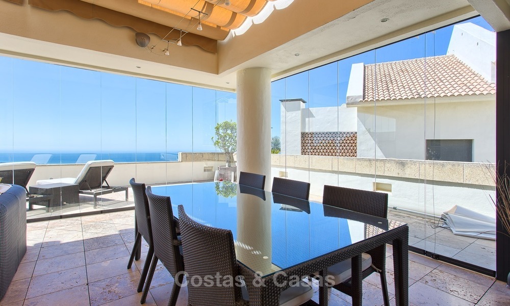 Modern Contemporary style Penthouse apartment with Sea Views for sale in Los Monteros, Marbella 1586