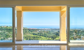 New Villa with Panoramic Sea- and Golf Views for sale, Benahavis, Marbella 1735 
