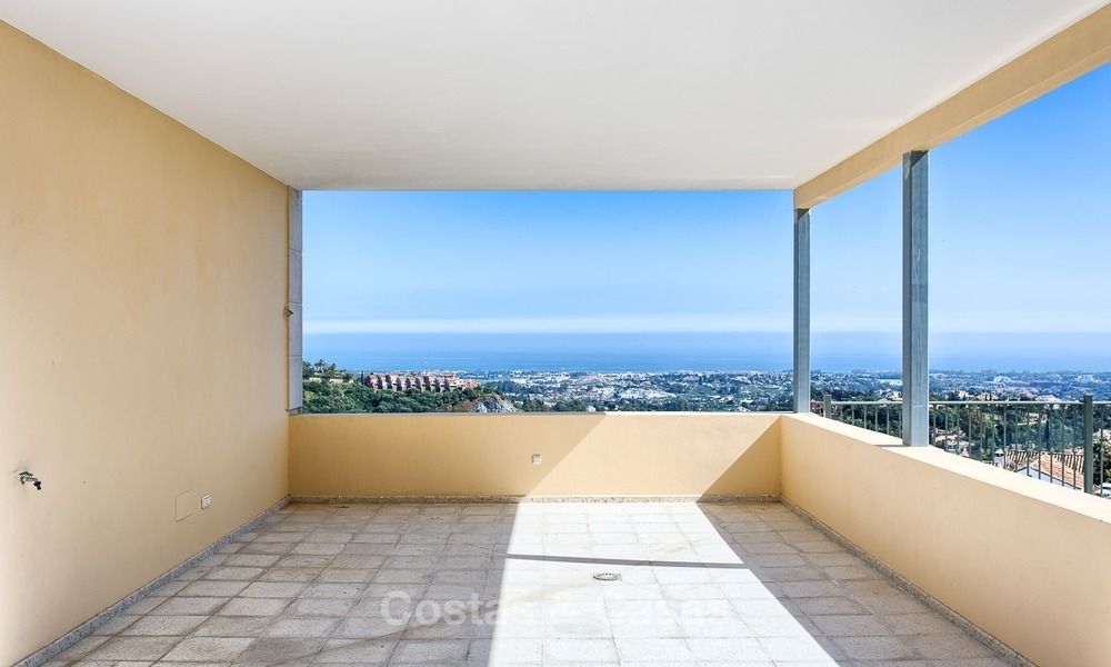 New Villa with Panoramic Sea- and Golf Views for sale, Benahavis, Marbella 1751