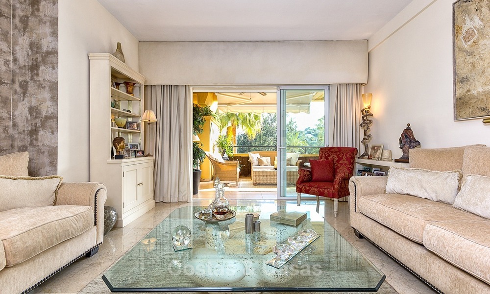 Front line Golf Luxury Apartment for sale in a Gated Community in Rio Real, Marbella 1859