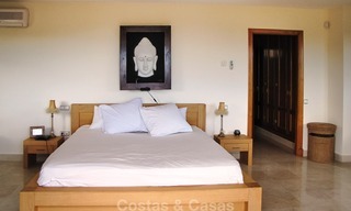 Sea- and Mountain View Villa for sale in Gated Community in La Quinta, Benahavis - Marbella 2012 