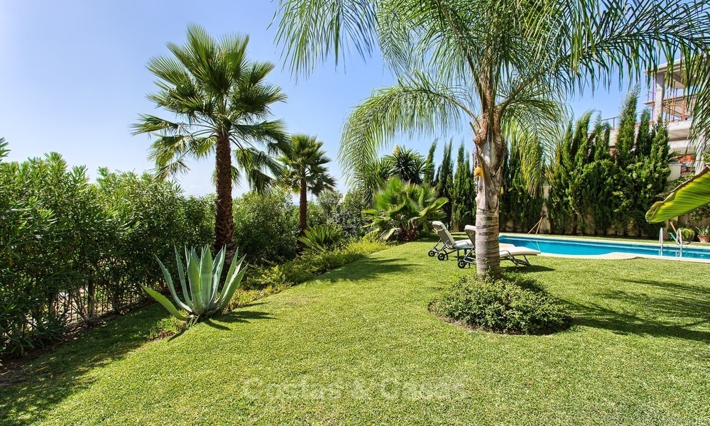 Sea- and Mountain View Villa for sale in Gated Community in La Quinta, Benahavis - Marbella 2030