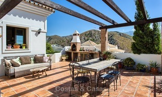 Sea- and Mountain View Villa for sale in Gated Community in La Quinta, Benahavis - Marbella 2032 