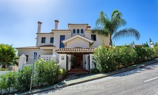 Sea- and Mountain View Villa for sale in Gated Community in La Quinta, Benahavis - Marbella 2039 