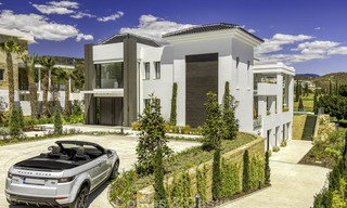 Elegant designer style villa for sale, frontline golf on a golf resort on the New Golden Mile, Marbella - Benahavis 13864 