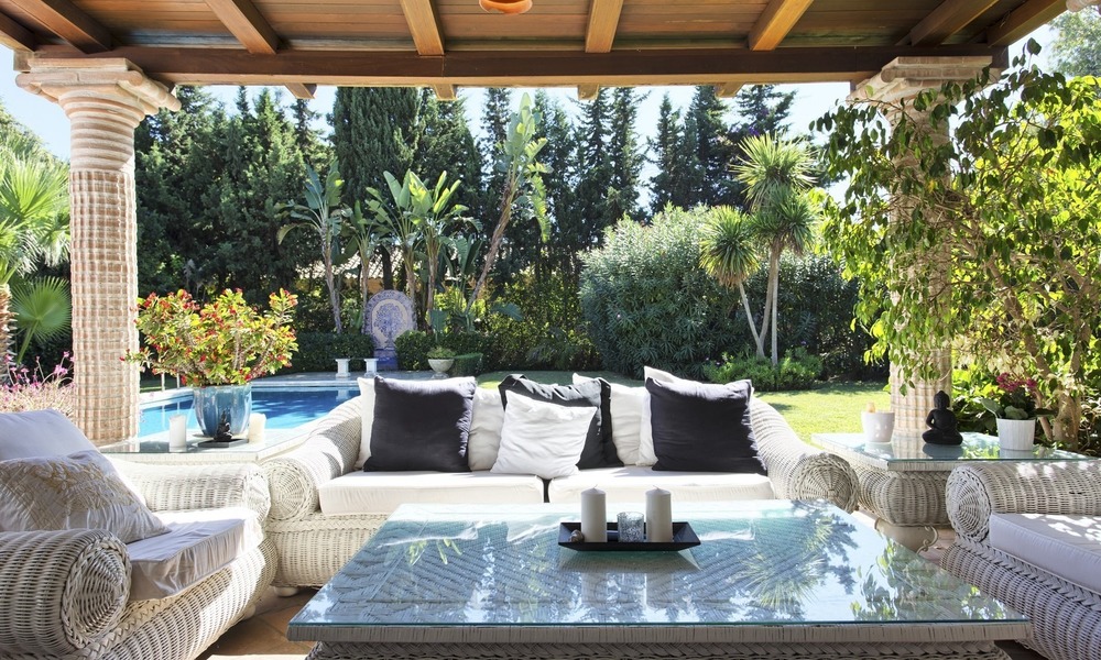Beachside Villa - Bungalow for sale, on The New Golden Mile, at walking distance from the Beach, Marbella, Estepona 2238