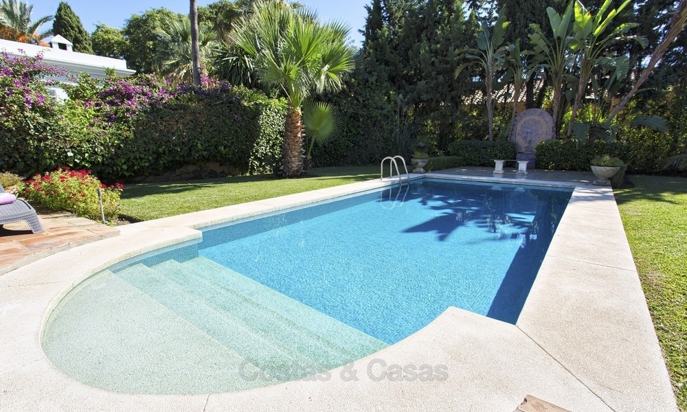 Beachside Villa - Bungalow for sale, on The New Golden Mile, at walking distance from the Beach, Marbella, Estepona 2240