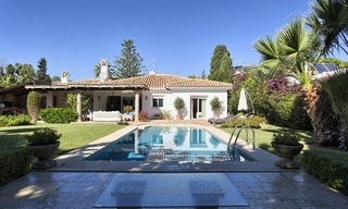 Beachside Villa - Bungalow for sale, on The New Golden Mile, at walking distance from the Beach, Marbella, Estepona 2200 