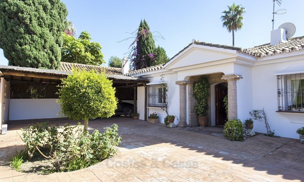 Beachside Villa - Bungalow for sale, on The New Golden Mile, at walking distance from the Beach, Marbella, Estepona 2230