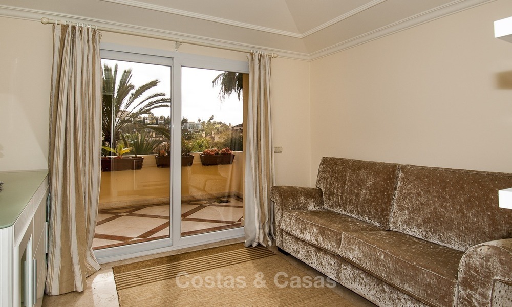 Frontline golf, luxurious penthouse for sale in Nueva Andalucia - Marbella 2467