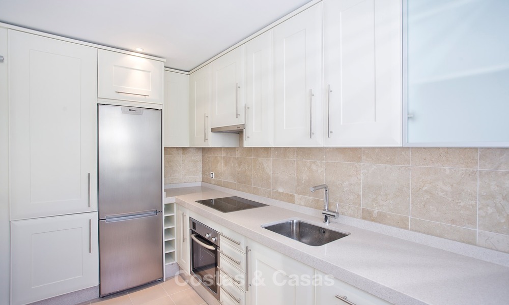 Apartments and penthouses for sale in Nueva Andalucía, Marbella 2500