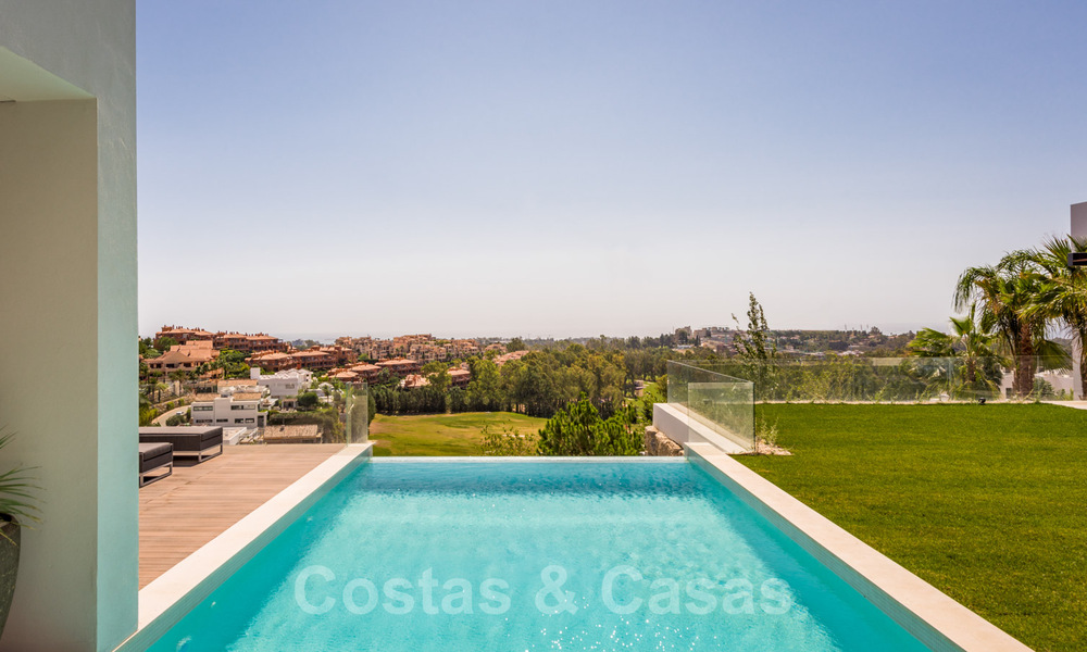 Ready to move in Modern Contemporary Villa near Golf with Sea Views for sale in Benahavis - Marbella 33946