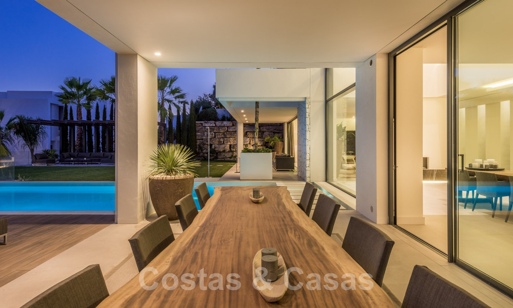 Ready to move in Modern Contemporary Villa near Golf with Sea Views for sale in Benahavis - Marbella 33954