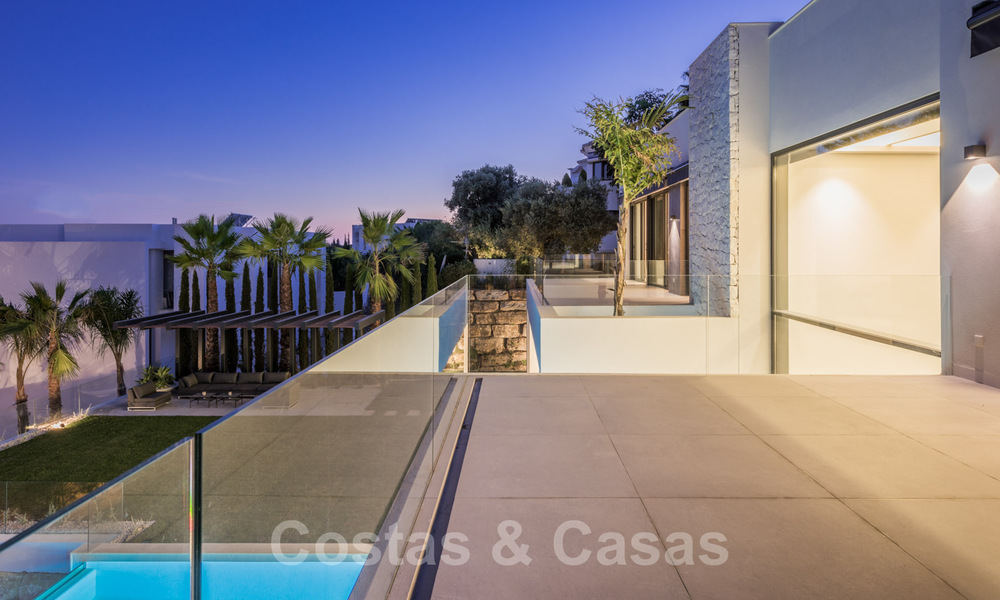 Ready to move in Modern Contemporary Villa near Golf with Sea Views for sale in Benahavis - Marbella 33963