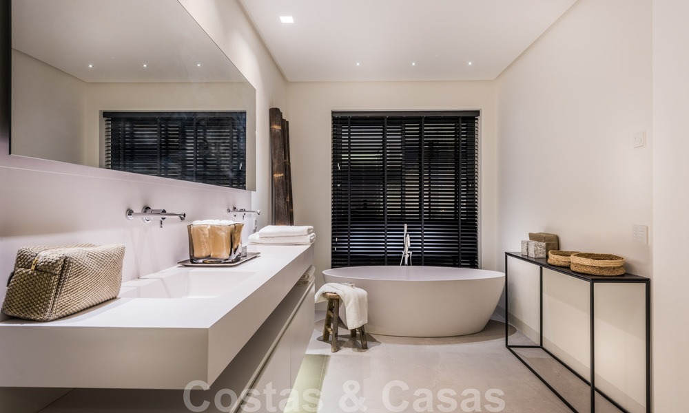 Ready to move in Modern Contemporary Villa near Golf with Sea Views for sale in Benahavis - Marbella 33968