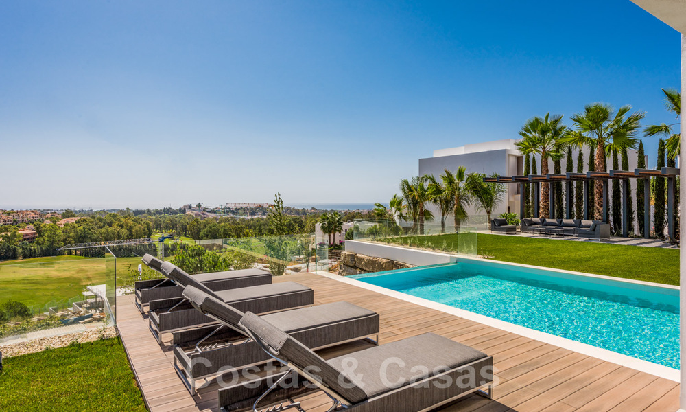 Ready to move in Modern Contemporary Villa near Golf with Sea Views for sale in Benahavis - Marbella 33972