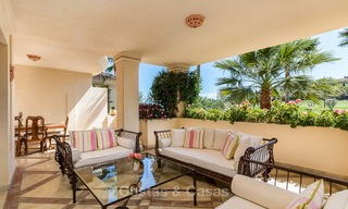 Frontline golf, luxurious Apartment for sale in Nueva Andalucia - Marbella 4080 