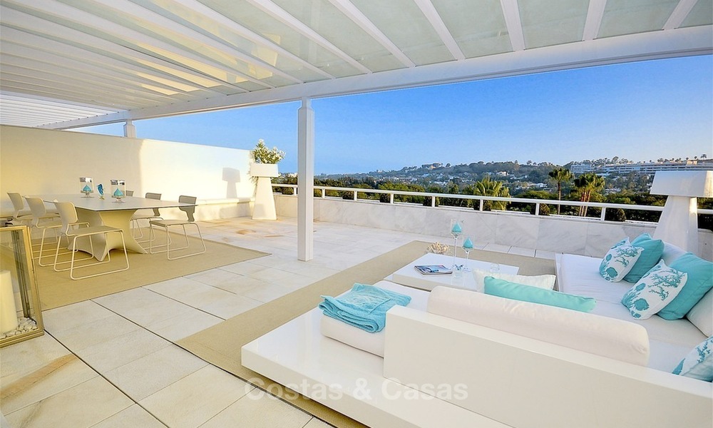 Frontline golf, modern, spacious, luxury penthouse for sale in Nueva Andalucia - Marbella 2546