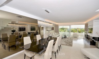 Frontline golf, modern, spacious, luxury penthouse for sale in Nueva Andalucia - Marbella 2550 