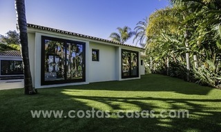 Renovated villa for sale in a Contemporary style, near the beach in Los Monteros, Marbella 2670 