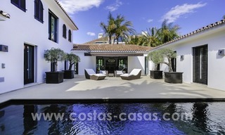 Renovated villa for sale in a Contemporary style, near the beach in Los Monteros, Marbella 2682 