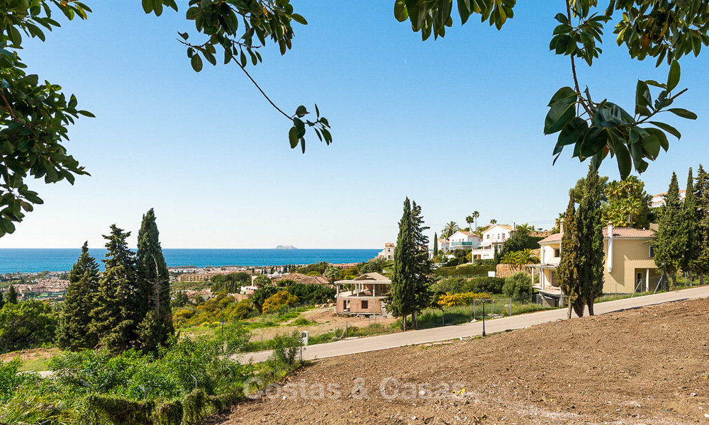 Opportunity! Building plot for sale with beautiful sea views in Benahavis - Marbella 2966