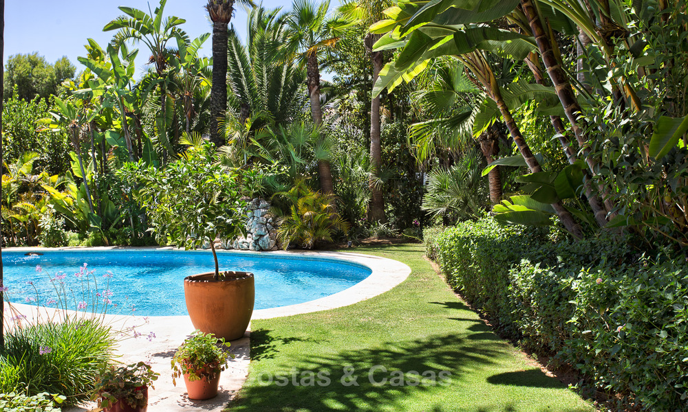 Top Quality, Classical style Villa for sale on The Golden Mile, Marbella. Reduced in price! 3141