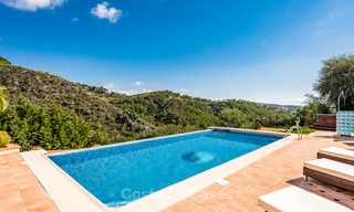 Classical Style Villa for sale with Sea- and Mountain views, located in Exclusive Golf and Country Club in Benahavis, Marbella 3158 