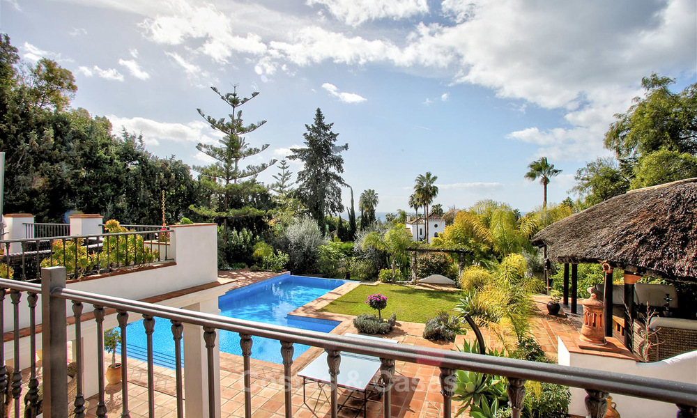 Spacious villa for sale on the Golden Mile in Marbella 3344