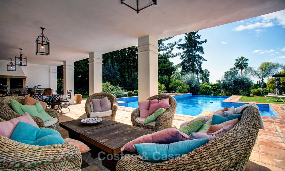 Spacious villa for sale on the Golden Mile in Marbella 3347