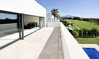 Contemporary luxury Frontline Golf with Sea Views Villas for sale, Marbella - Benahavis 30448 