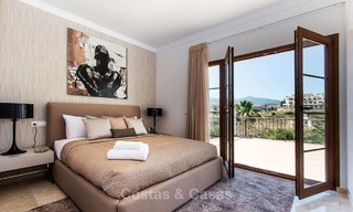 Ready to move in new villa for sale, first line golf in a gated golf resort, New Golden Mile, Marbella - Estepona 3511 