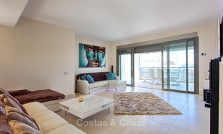 Luxury modern and spacious apartment for sale in a 5 star golf resort on the New Golden Mile in Benahavis - Marbella 3679 