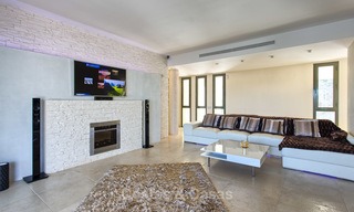 Luxury modern and spacious apartment for sale in a 5 star golf resort on the New Golden Mile in Benahavis - Marbella 3688 