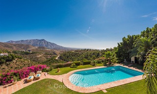Charming and spacious Andalusian style villa for sale in El Madroñal, Benahavis - Marbella 3768 