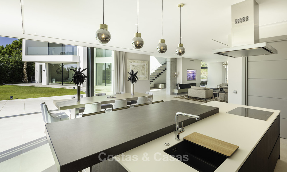 New elegant-contemporary modern luxury villa for sale in El Madroñal, Benahavis - Marbella 17149