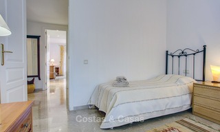 Charming, spacious south-facing luxury apartment for sale in a sought after golf urbanisation, Elviria - Marbella 4111 