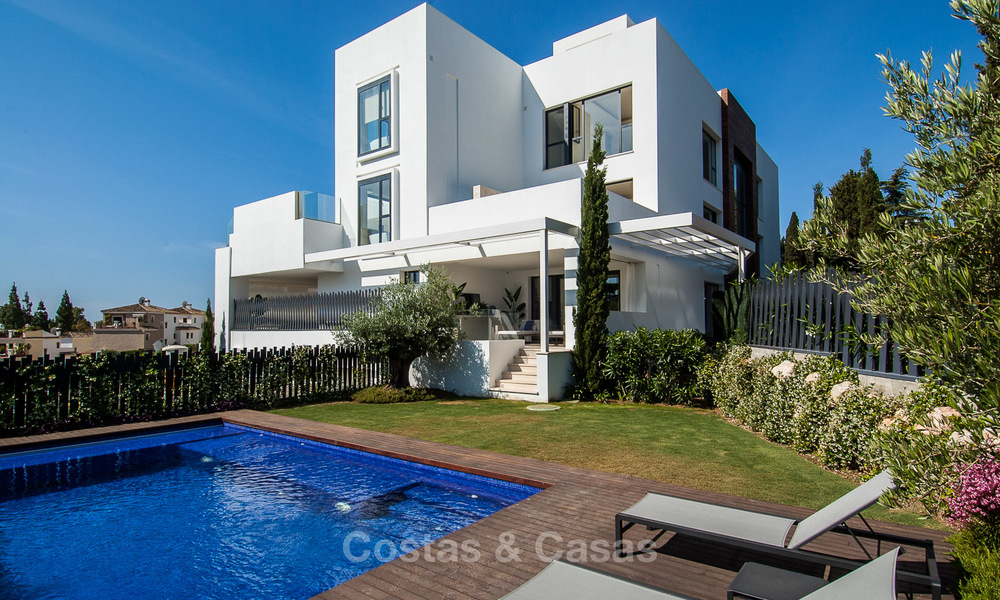 Last unit! Modern exclusive apartments for sale, each with their own heated pool, on the Golden Mile, Marbella 4249