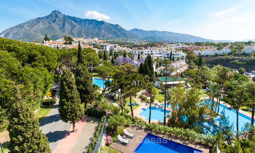 Last unit! Modern exclusive apartments for sale, each with their own heated pool, on the Golden Mile, Marbella 4263