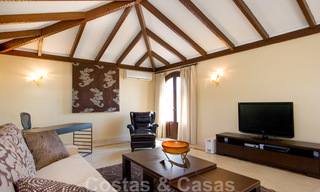 Exclusive villa for sale, with sea views, in a gated resort in Marbella - Benahavis 22355 