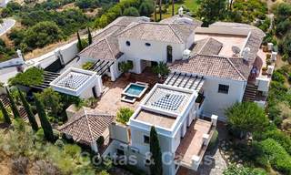 Exclusive villa for sale, with sea views, in a gated resort in Marbella - Benahavis 22385 