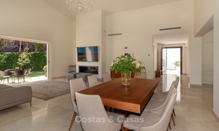 Modern villa for sale near the beach and frontline golf in Marbella - Estepona 4286 