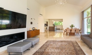 Modern villa for sale near the beach and frontline golf in Marbella - Estepona 4298 