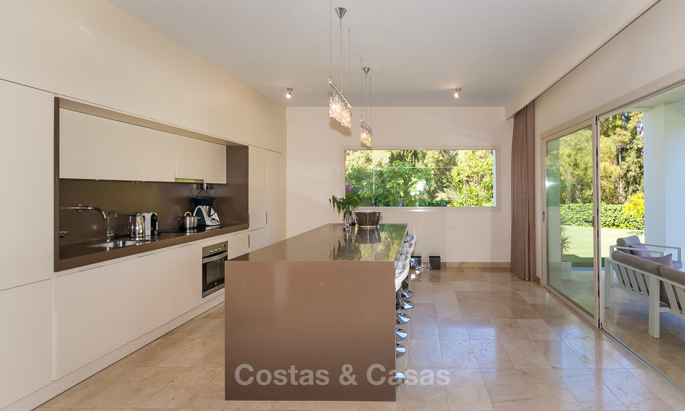 Modern villa for sale near the beach and frontline golf in Marbella - Estepona 4300