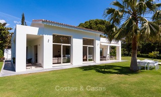 Modern villa for sale near the beach and frontline golf in Marbella - Estepona 4307 