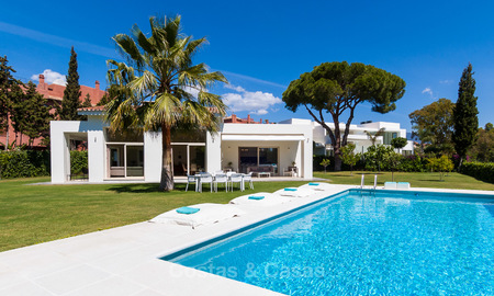 Modern villa for sale near the beach and frontline golf in Marbella - Estepona 4309