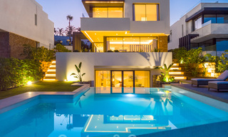 Brand new modern luxury villas for sale in a boutique development on the golf course on the New Golden Mile, Marbella - Estepona. Ready to move in. 32959 