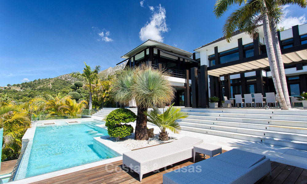 Very exclusive and majestic modern design villa with stunning sea views for sale, Golden Mile, Marbella 4529